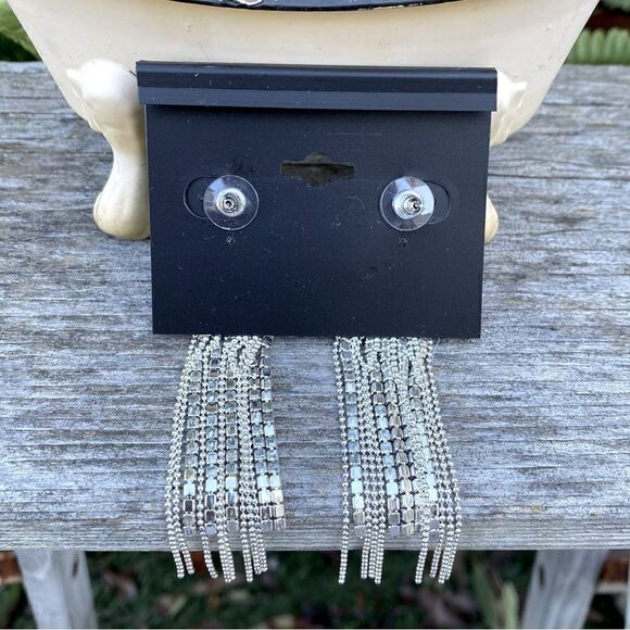 Noir Jewelry Silver and Multi-Colored Rhinestone Dangle Earrings. NWOT! - Picture 3 of 4